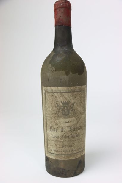 Réunion de 8 BORDEAUX
Meeting of 8 bottles...