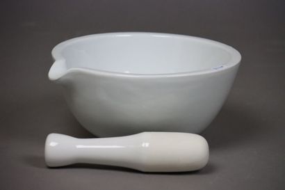 Mortier verseur en porcelaine avec pilon...