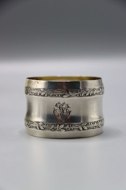 Timbale et rond de serviette en Argent Massif...