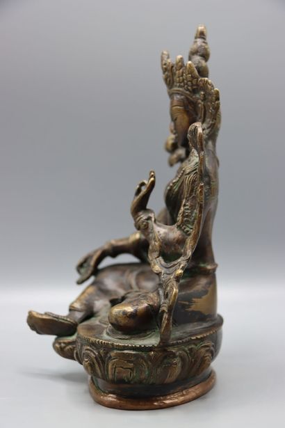 ASIA (TIBET) : Statuette representing green...