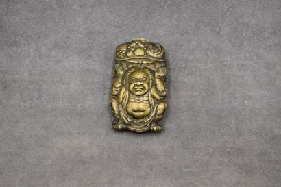 CHINA. Snuffbox in embossed metal. Dimen...