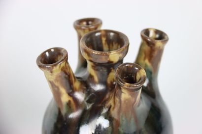 Savoie : Vase en faïence émaillé brune rouge...