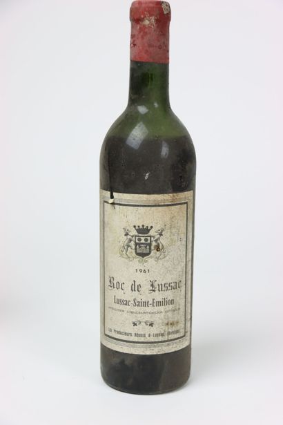 Réunion de 8 BORDEAUX
Meeting of 8 bottles...