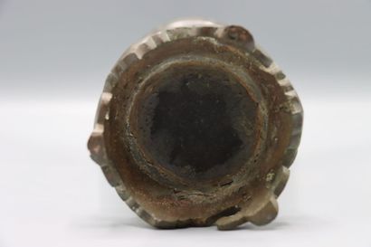 ASIE (CHINE) : Paire de vases en bronze de...