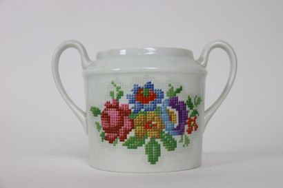 Porcelaine de Paris : Service à Gâteaux et...