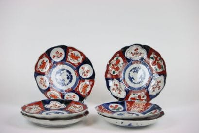 JAPAN. Meeting of six poly-lobed plates in...