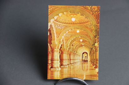 1100 cartes postales sur le thème de l'Asie
Ensemble...
