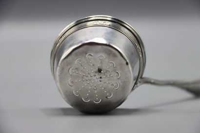 MASS SILVER: Lot including a figured cutlery,...