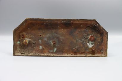 Sculpture in patinated bronze representing...