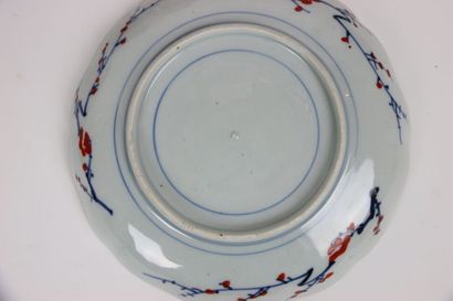 JAPAN. Meeting of four poly-lobed plates...