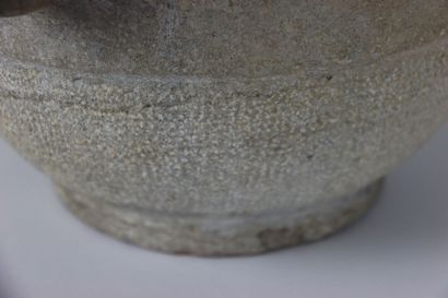 Mortier en pierre. Diamètre : 26 cm. Hauteur...