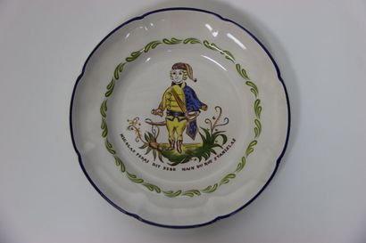 LUNEVILLE. Ensemble de 6 assiettes en faïence...