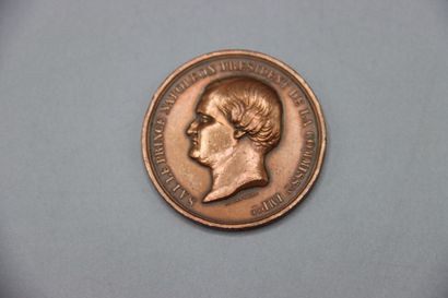 Lot de 6 médailles en bronze dont une au...