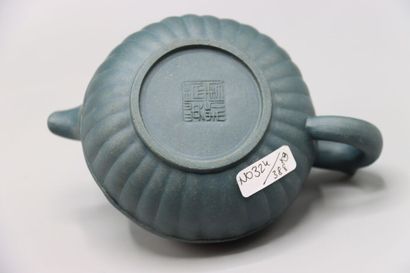 ASIE : Lot comprenant un service à Saké et...