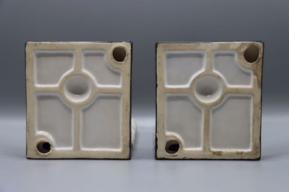 Paire de serre livre style Art Deco représentant...