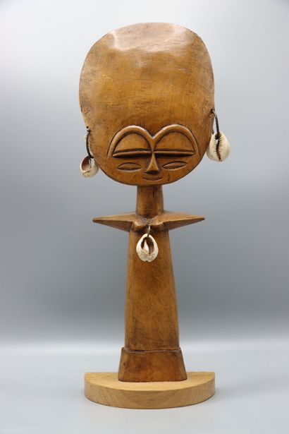 AFRICA (Ghana) : Statue of fertility in natural...