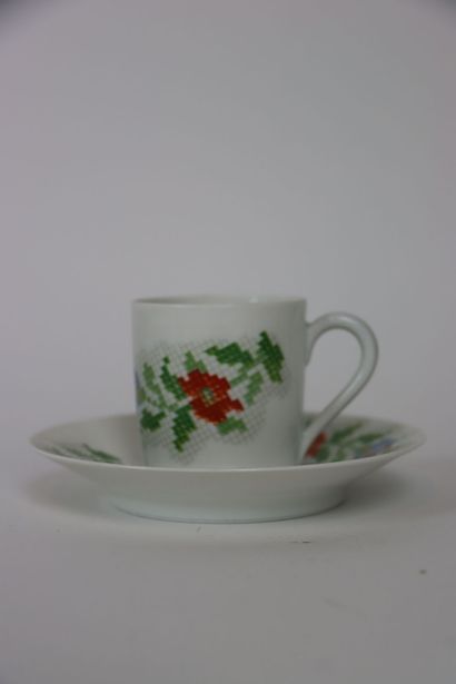 Porcelaine de Paris : Service à Gâteaux et...