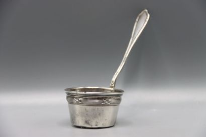 MASS SILVER: Lot including a figured cutlery,...