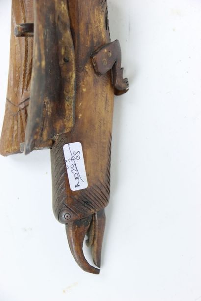 AMERIQUE DU NORD. Sculpture en bois représentant...