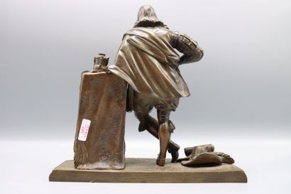 Sculpture in patinated bronze representing...