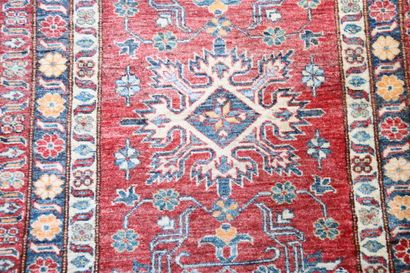 TAPIS
Kazak. South Caucasus. Around 1980....