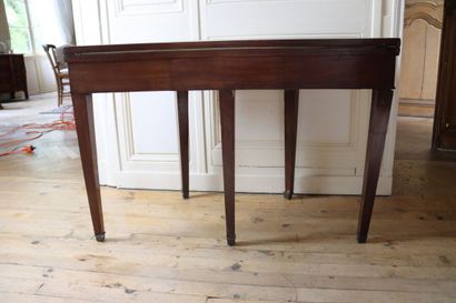 TABLE DEMI-LUNE
mahogany and mahogany veneer...
