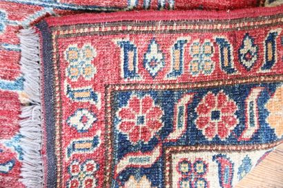 TAPIS
Kazak. South Caucasus. Around 1980....