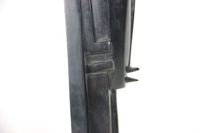 Subject in bronze. Signed on the base. 