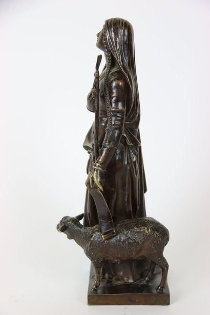 Bronze with brown patina, sculpture representing...