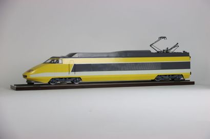 Maquette statique de la rame TGV 