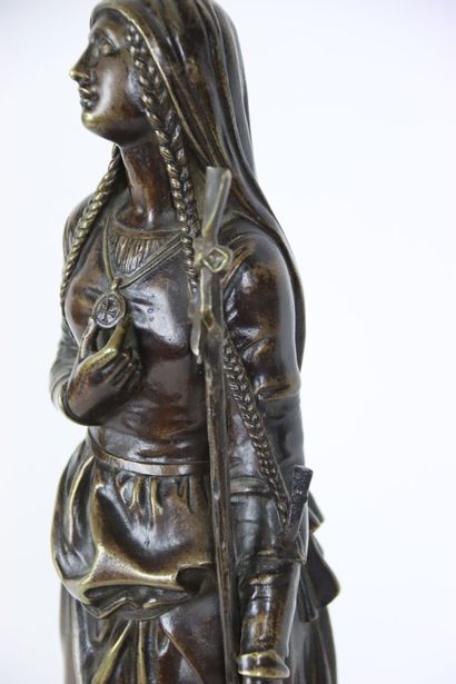 Bronze with brown patina, sculpture representing...