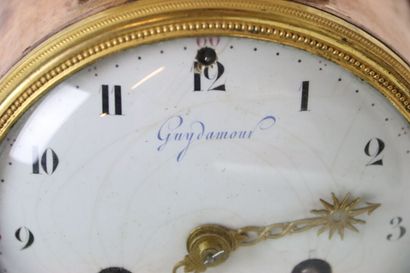 Pendule portique XVIIIème, en marbre blanc...