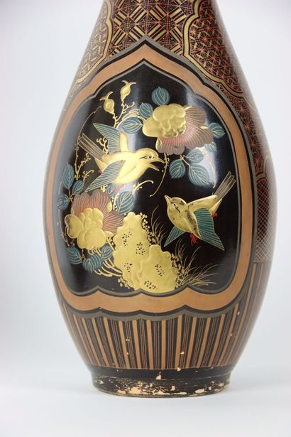JAPAN. Pair of baluster vases in terracotta...