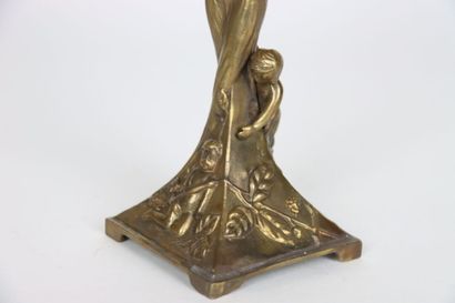 Porcelain and bronze bowl, the foot in the...