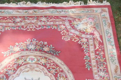 Carpet China Tien Sin. Dimensions: 400 x...