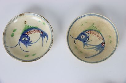 CHINA: Meeting of 6 ceramic bowls with fish...