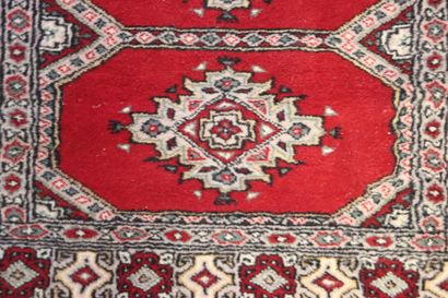 Tapis Moultane. Pakistan. Vers 1975. Décor...