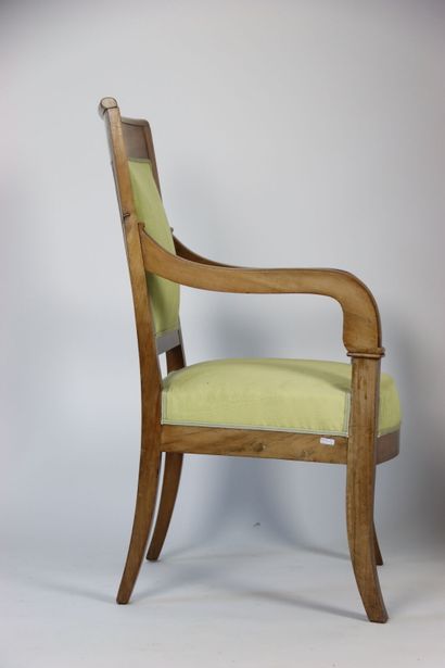 Suite de quatre fauteuils. Époque Directoire....