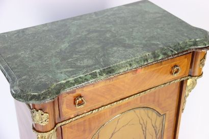Meuble d'appui ou confiturier en bois peint...