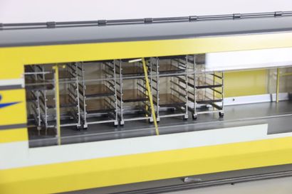 Maquette statique de la rame TGV 