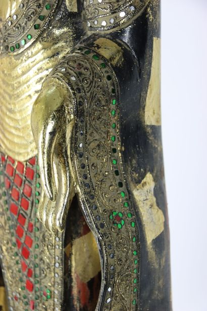 ASIE. Buddha debout.
ASIA. Wooden subject...