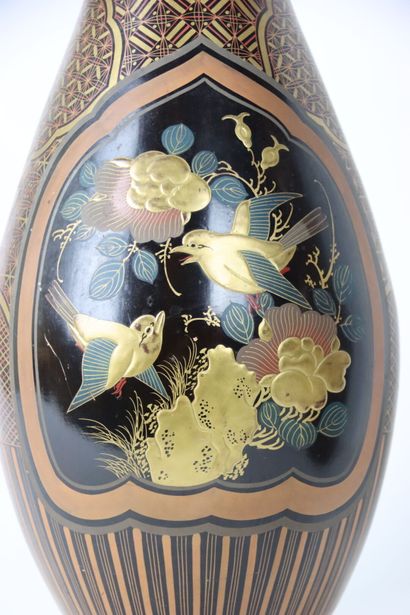 JAPAN. Pair of baluster vases in terracotta...