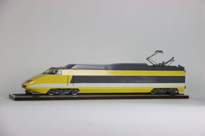 Maquette statique de la rame TGV 