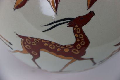 Large Art Deco style ceramic ball vase decorated...