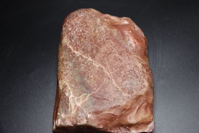 CHINA. Sculpture in red jasper representing...