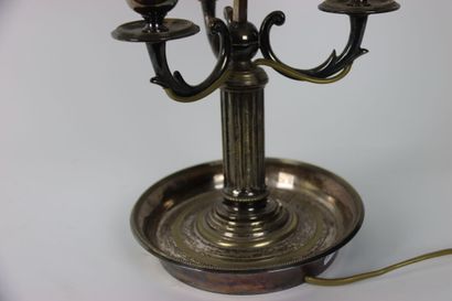 Lampe bouillotte en métal argenté à trois...