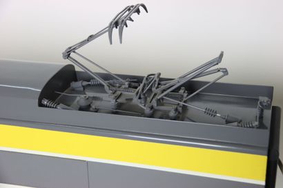 Maquette statique de la rame TGV 