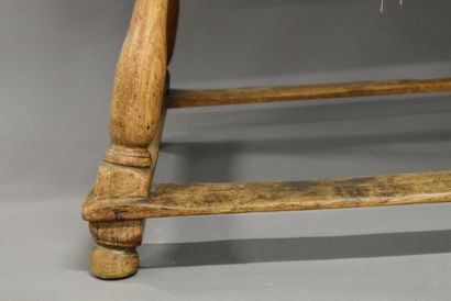 SUISSE. Table de changeur en bois mouluré...