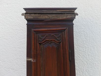 Partie inférieure d'horloge mise en étagère...