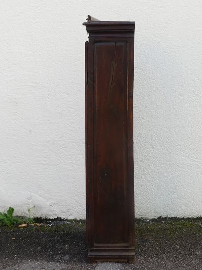Partie inférieure d'horloge mise en étagère...